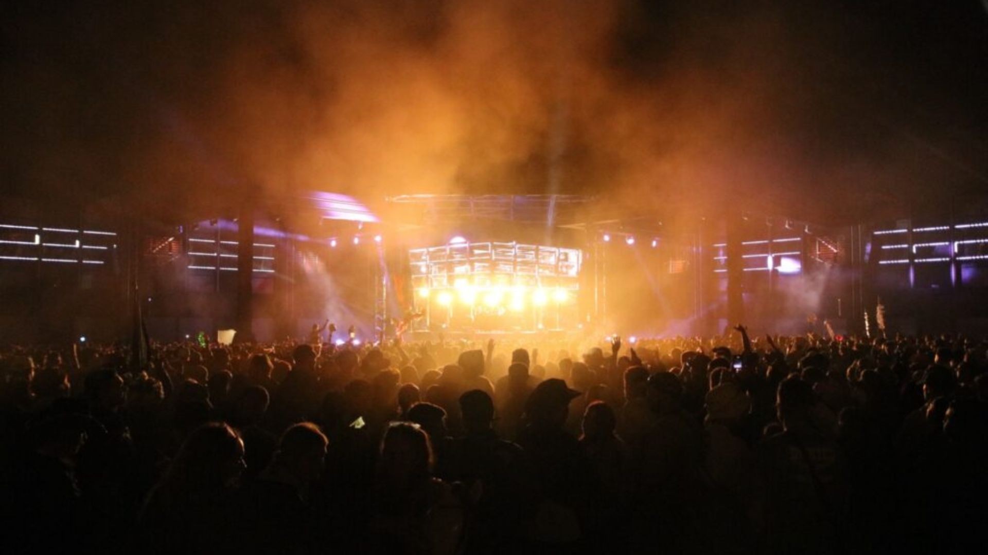 Chauvet Professional onAir Panel 2 IP included and Optional Accessories