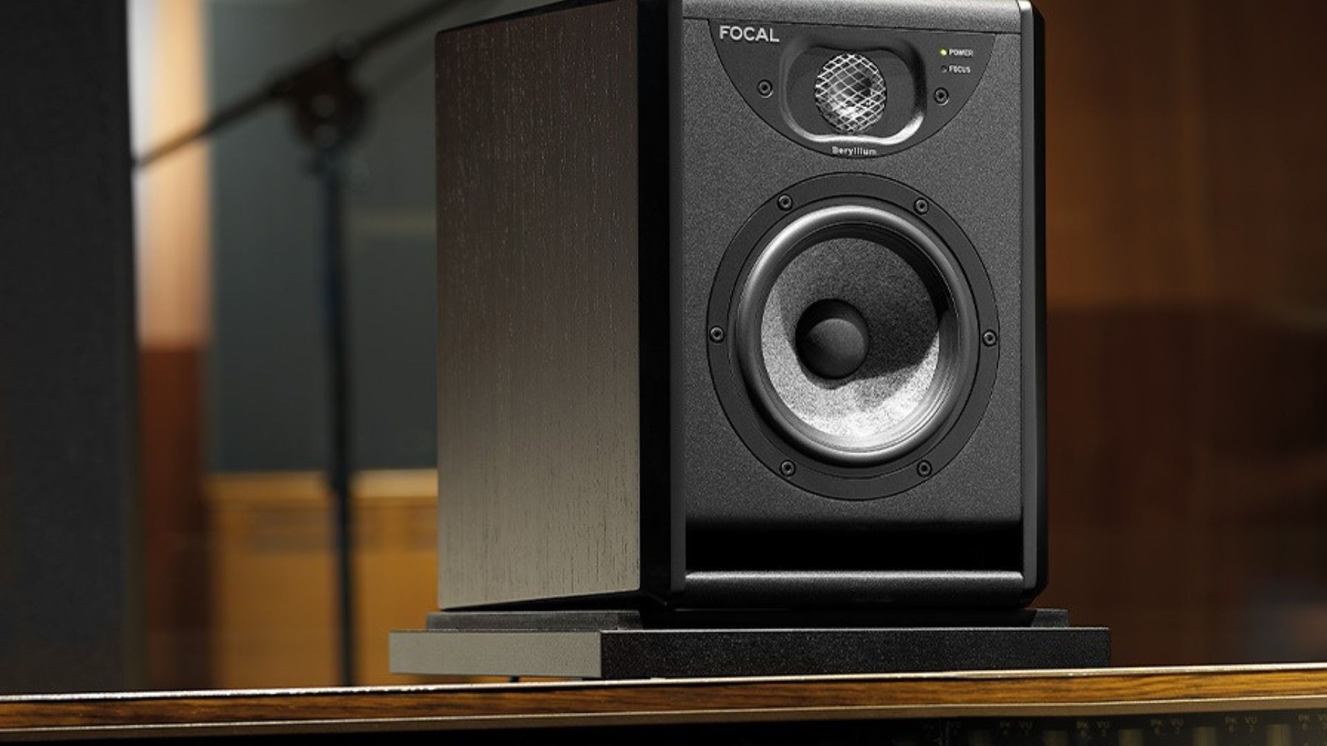 Focal Solo 6 Sound - Electronics