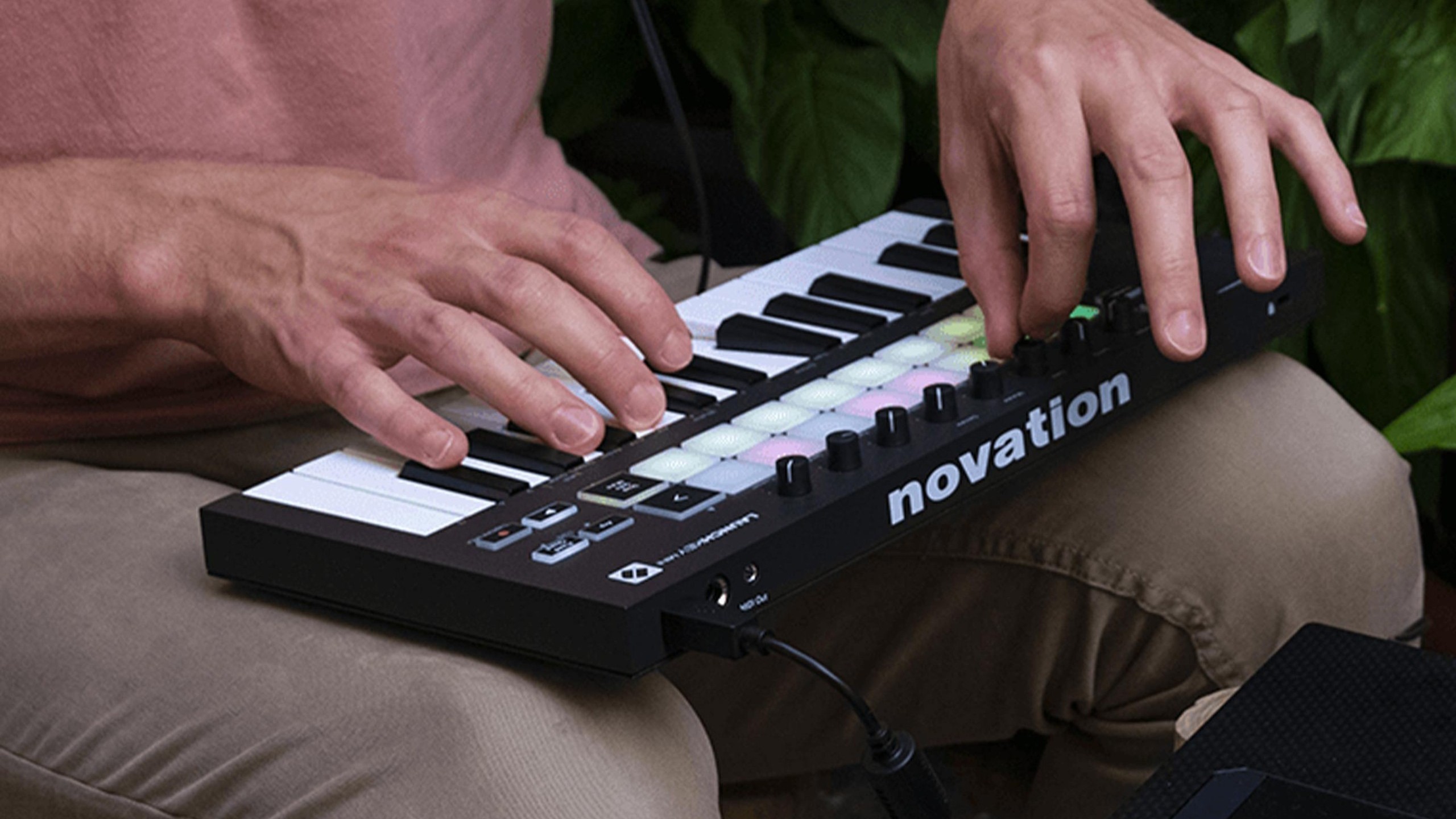 Novation Launchkey Mini Mk3 Power Requirements